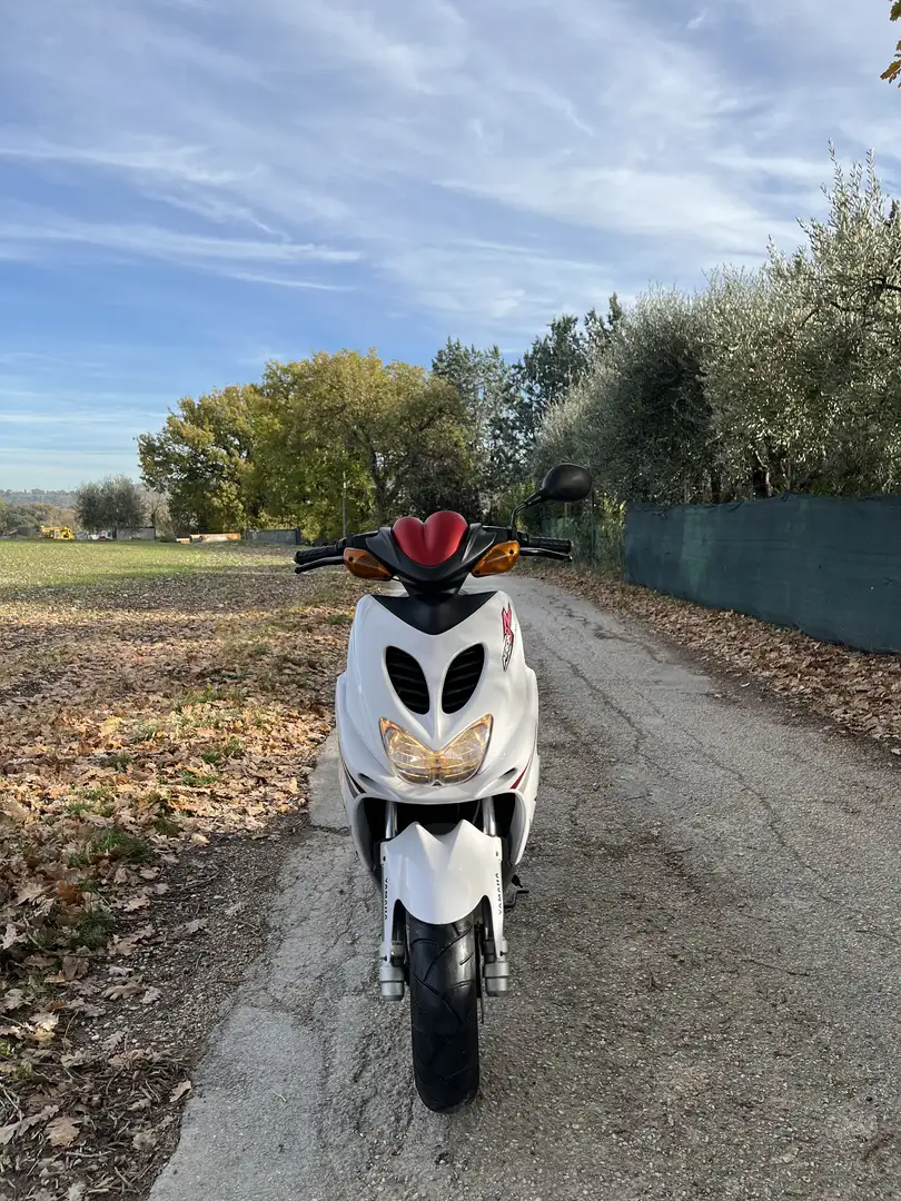 Yamaha Aerox Liquid Cooled - 1