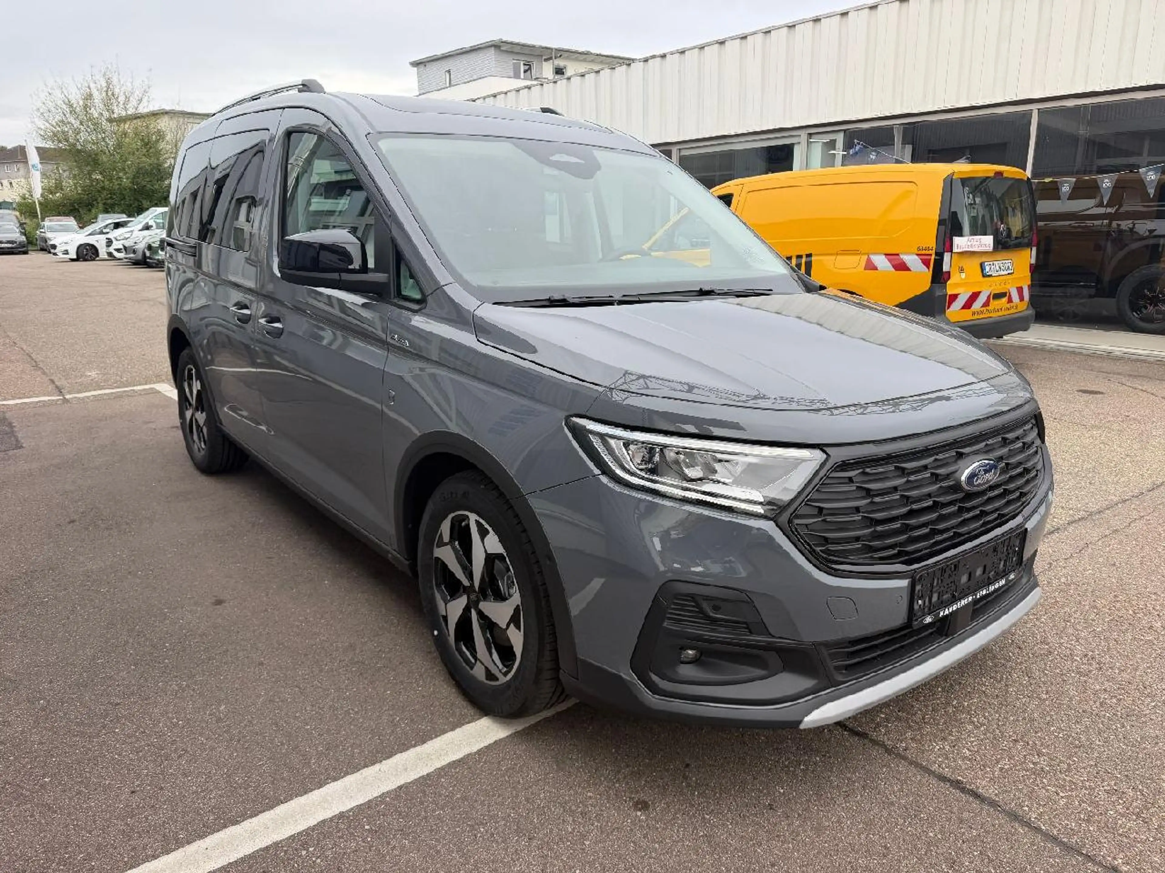 Ford Tourneo Connect Active — photo 3