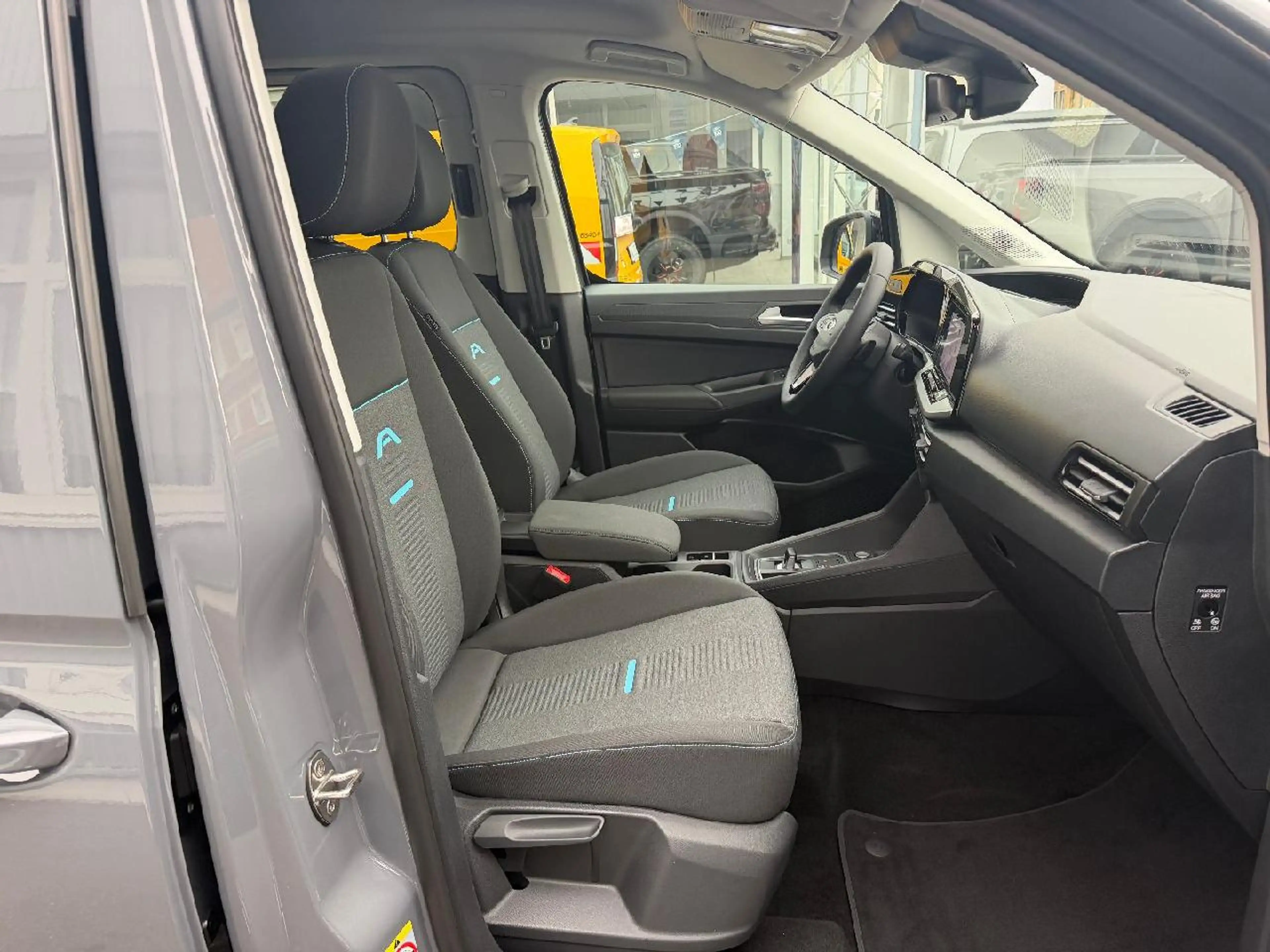 Ford Tourneo Connect Active — photo 13