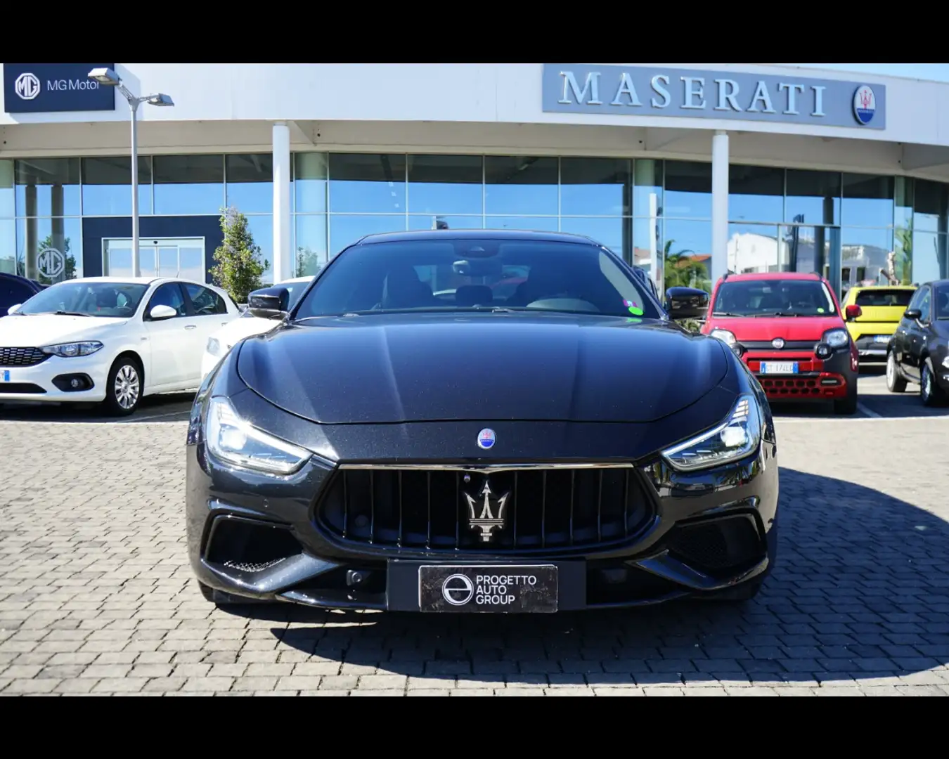 Maserati Ghibli V6 Diesel 275 CV Gransport Nero - 2
