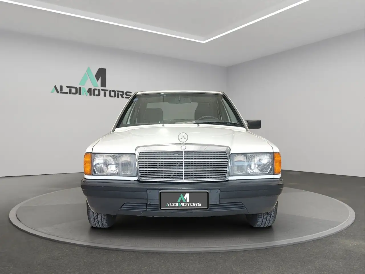 Mercedes-Benz 190 2.0 E 122cv, foto 2
