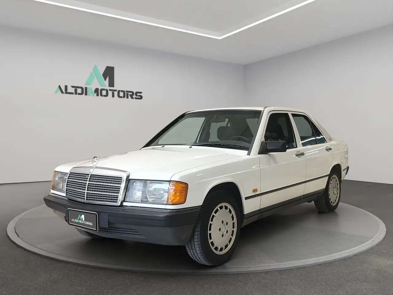 Mercedes-Benz 190 2.0 E 122cv, foto 1