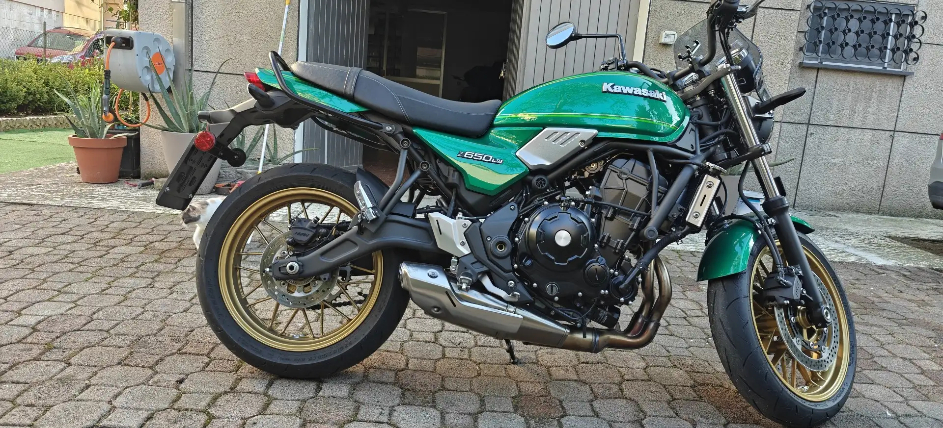 Kawasaki Z 650 RS Zöld - 1