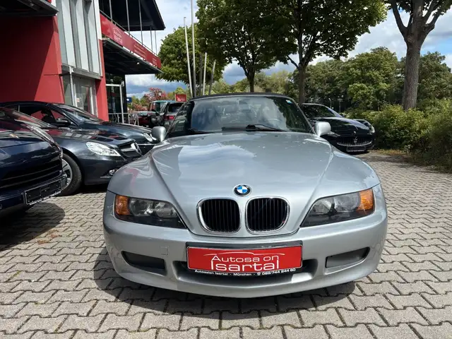 BMW Z3 view 4