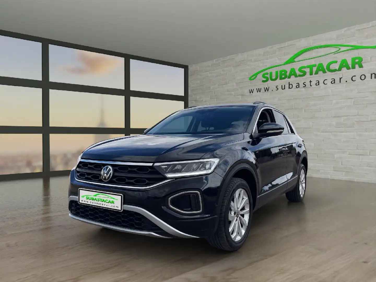 Volkswagen T-Roc 1.0 TSI Life 81kW Noir - 1