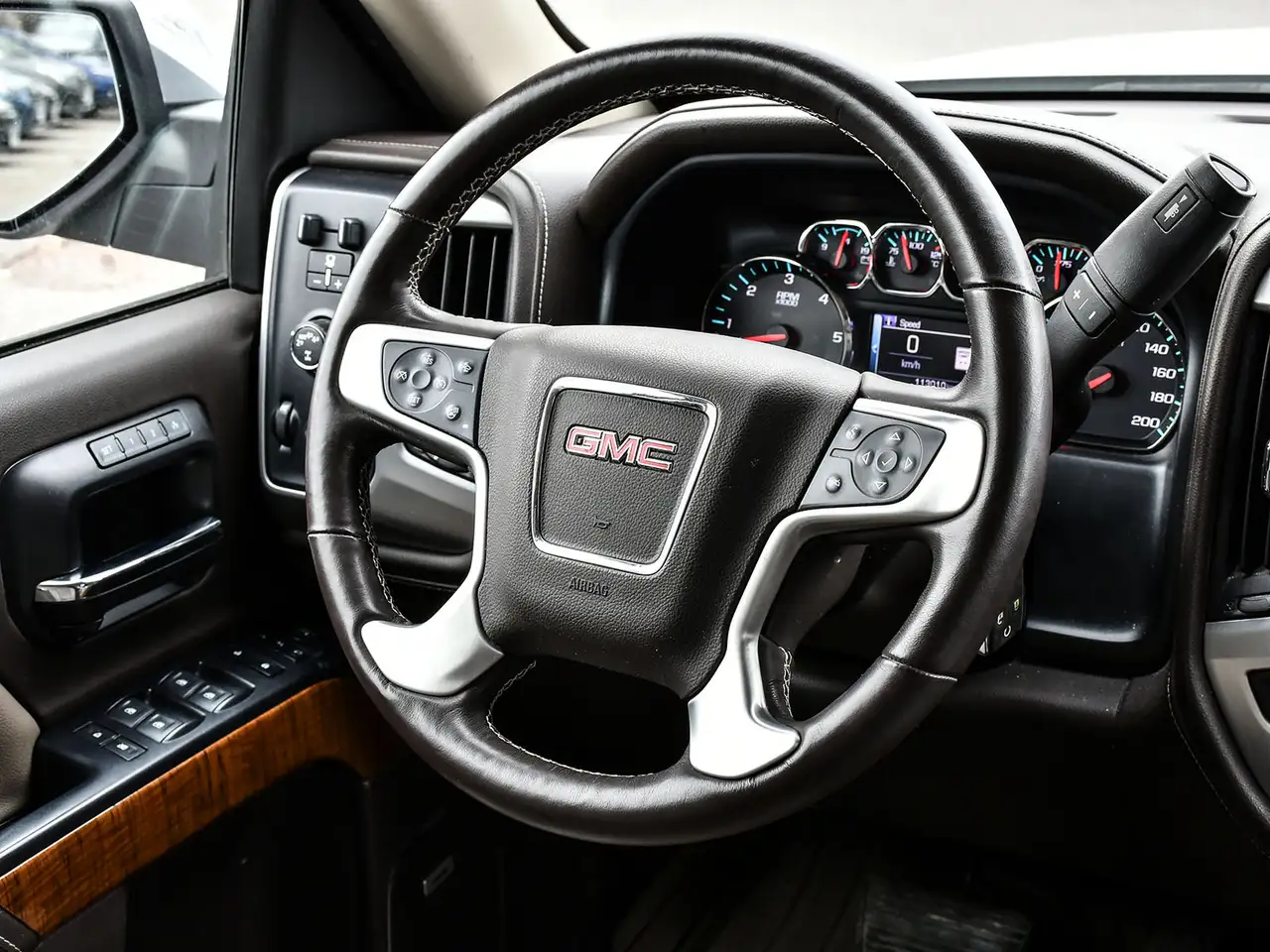 GMC Sierra 1500 снимка GMC Sierra 1500