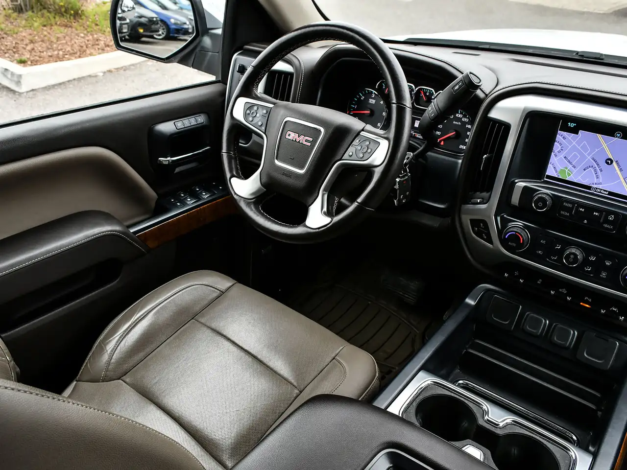 GMC Sierra 1500 снимка GMC Sierra 1500