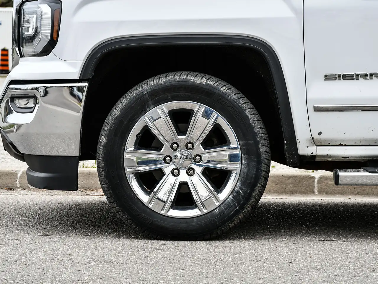 GMC Sierra 1500 снимка GMC Sierra 1500