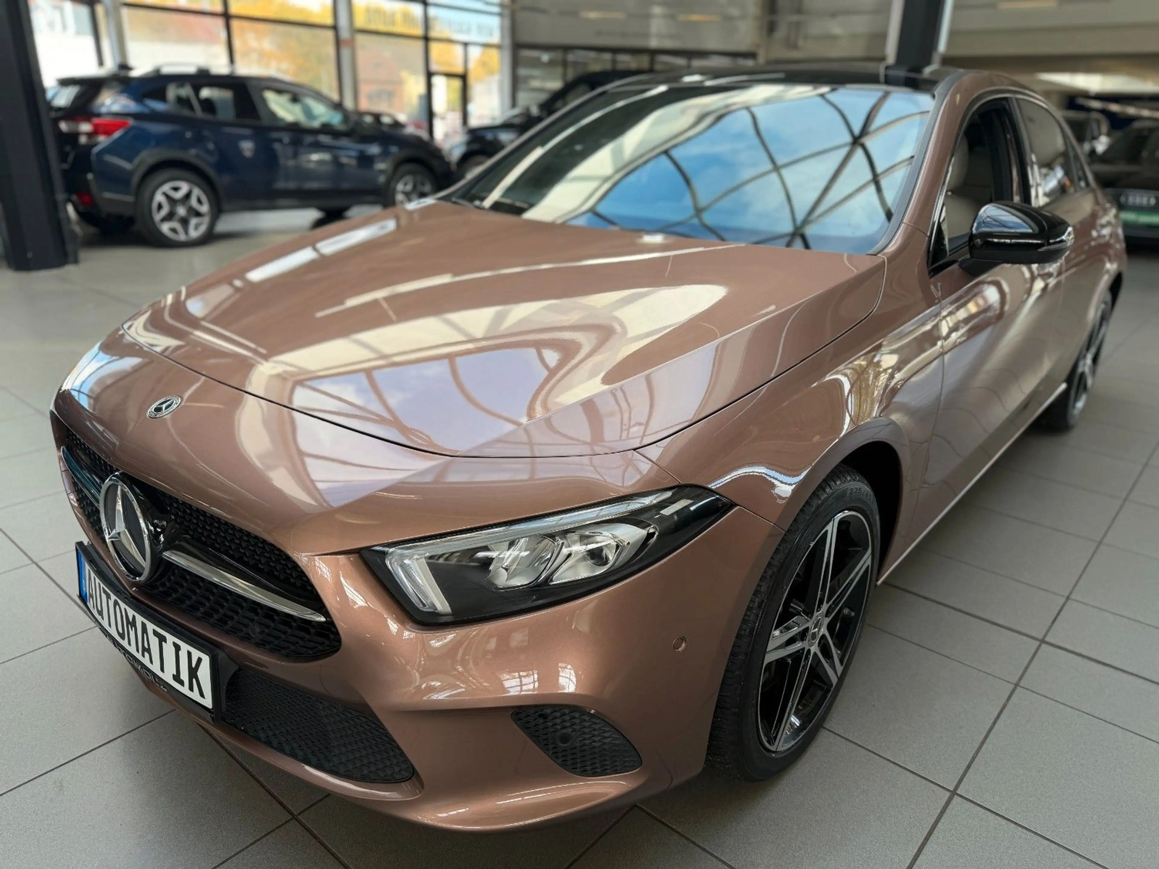 Mercedes-Benz A 250 A Limousine A 250 e Plug In