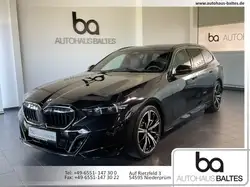 Bmw 540 d xDrive Touring M Sport Pro 20"/Pano/ACC/AHK Navi/Pano. Dach/Styling/Autom./Klima/LED/Sportpaket/Sitzhzg./MF Lenkrad