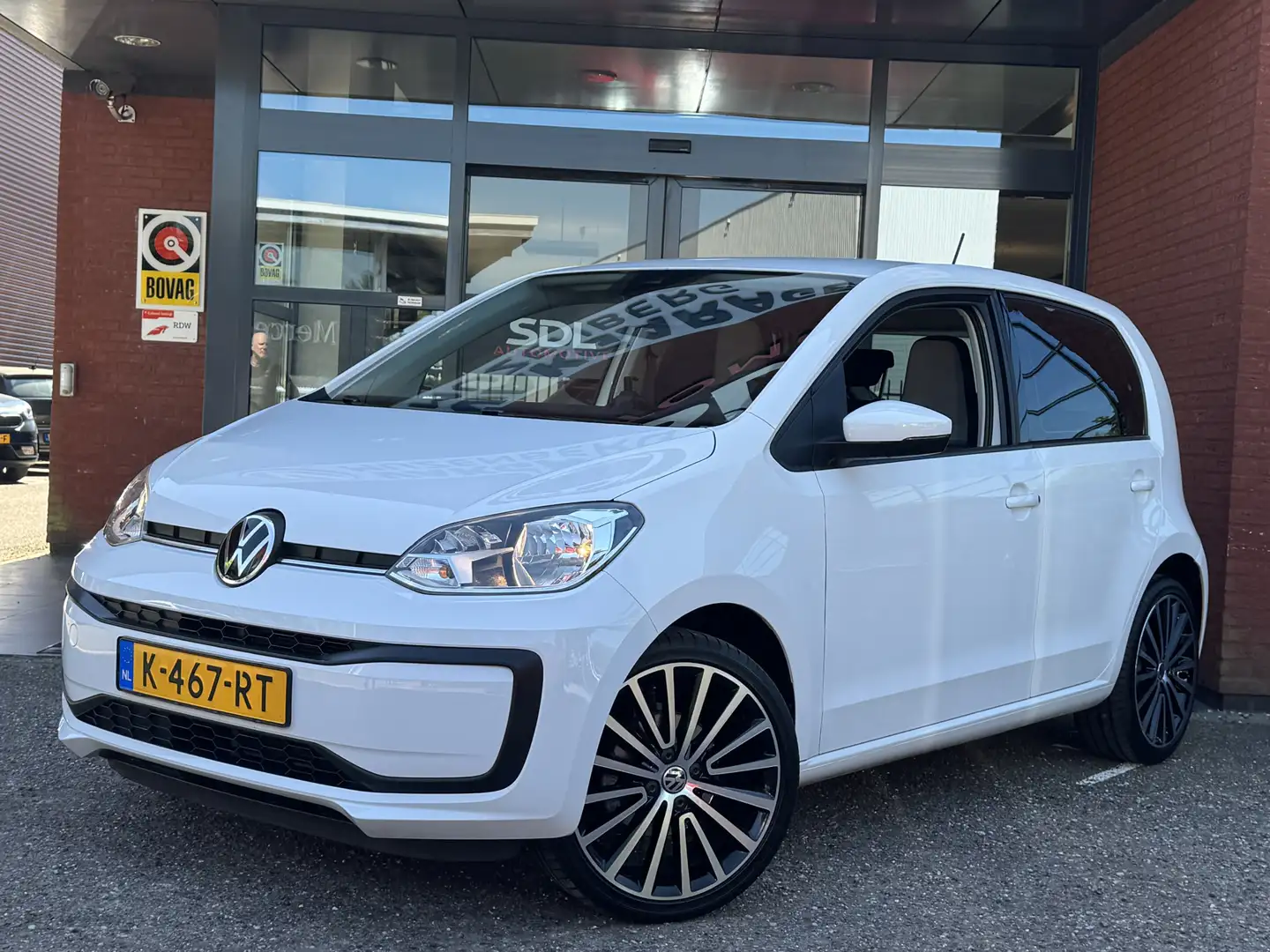 Volkswagen up! 1.0 BMT move up! // CAMERA // CRUISE CONTROL // PD Wit - 2