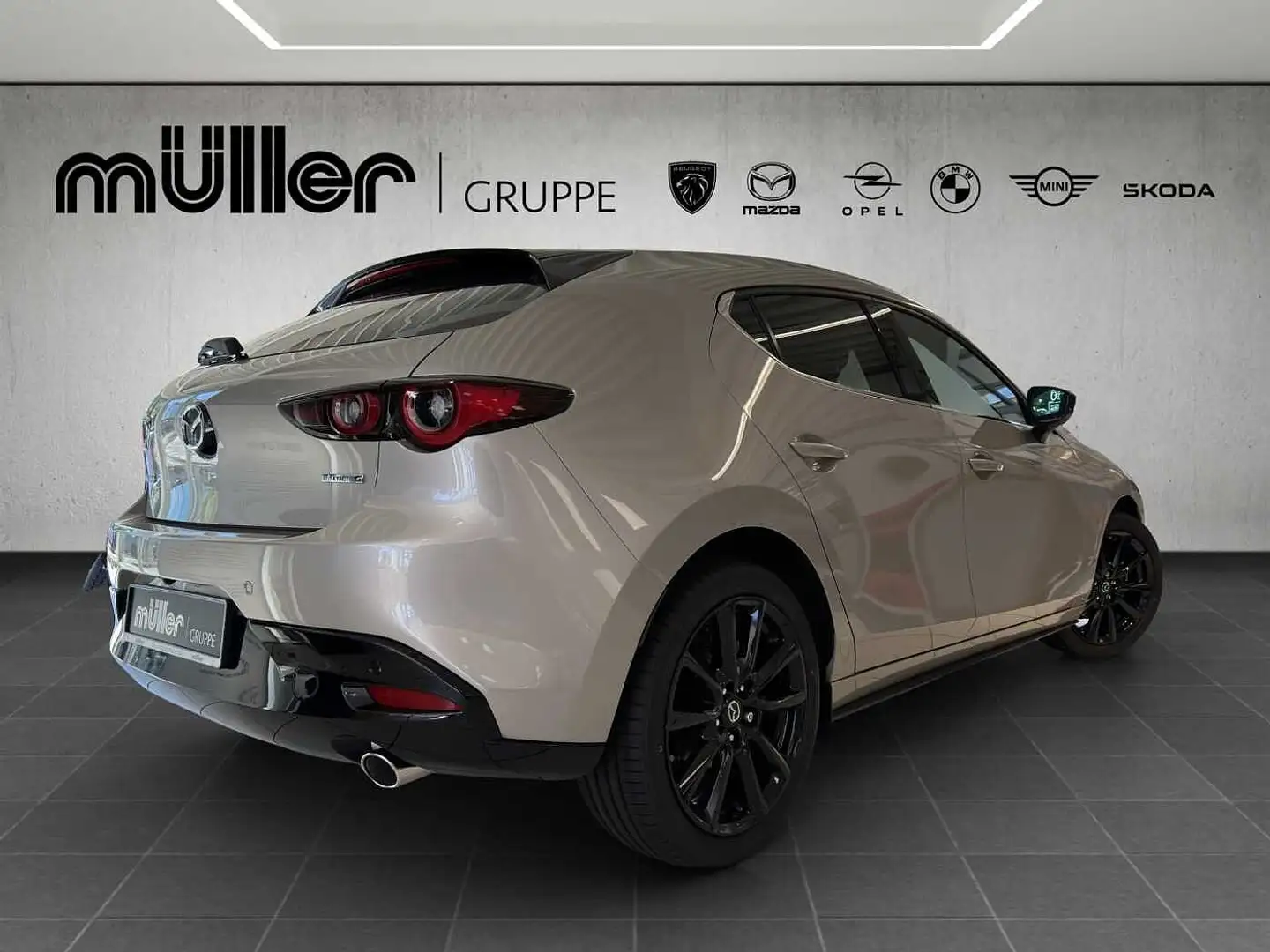 Mazda 3 G 140 PS 6AT FWD NAGISA Beige - 2