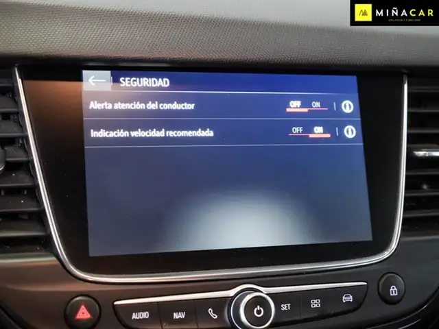 Opel Crossland view 14