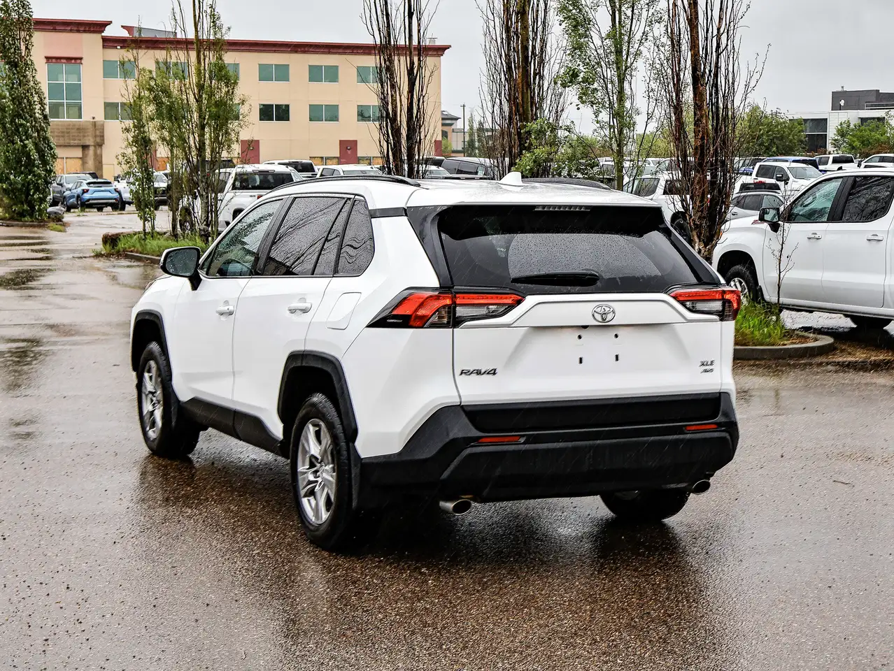 Toyota RAV 4 снимка Toyota RAV 4