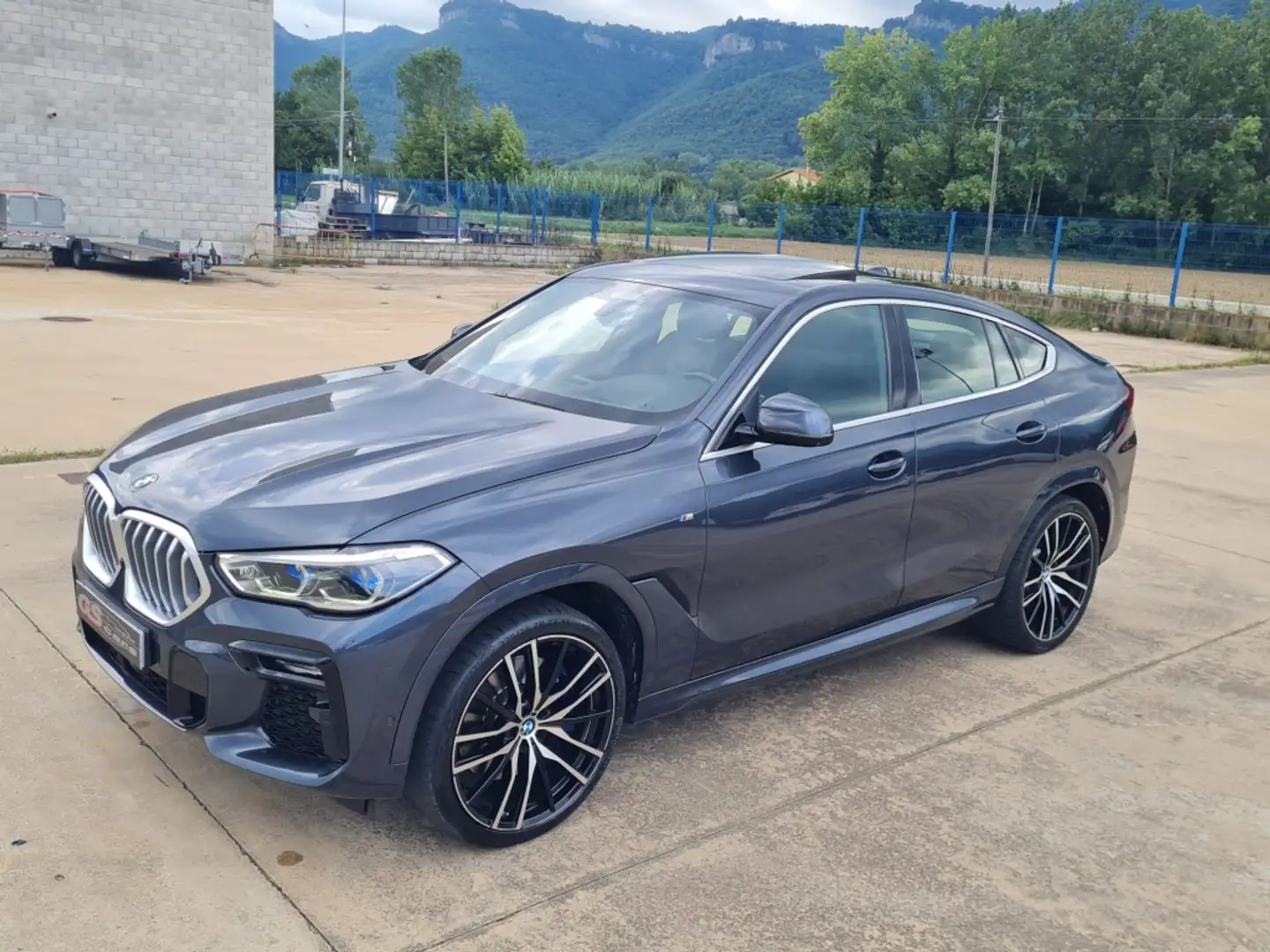 BMW X6 xDrive 30dA Grijs - 1