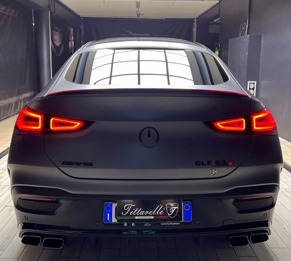 Mercedes-Benz GLE 63 AMG POSSIBILITÀ SUBENTRO LEASING!!! IVA ESPOSTA Black - 2