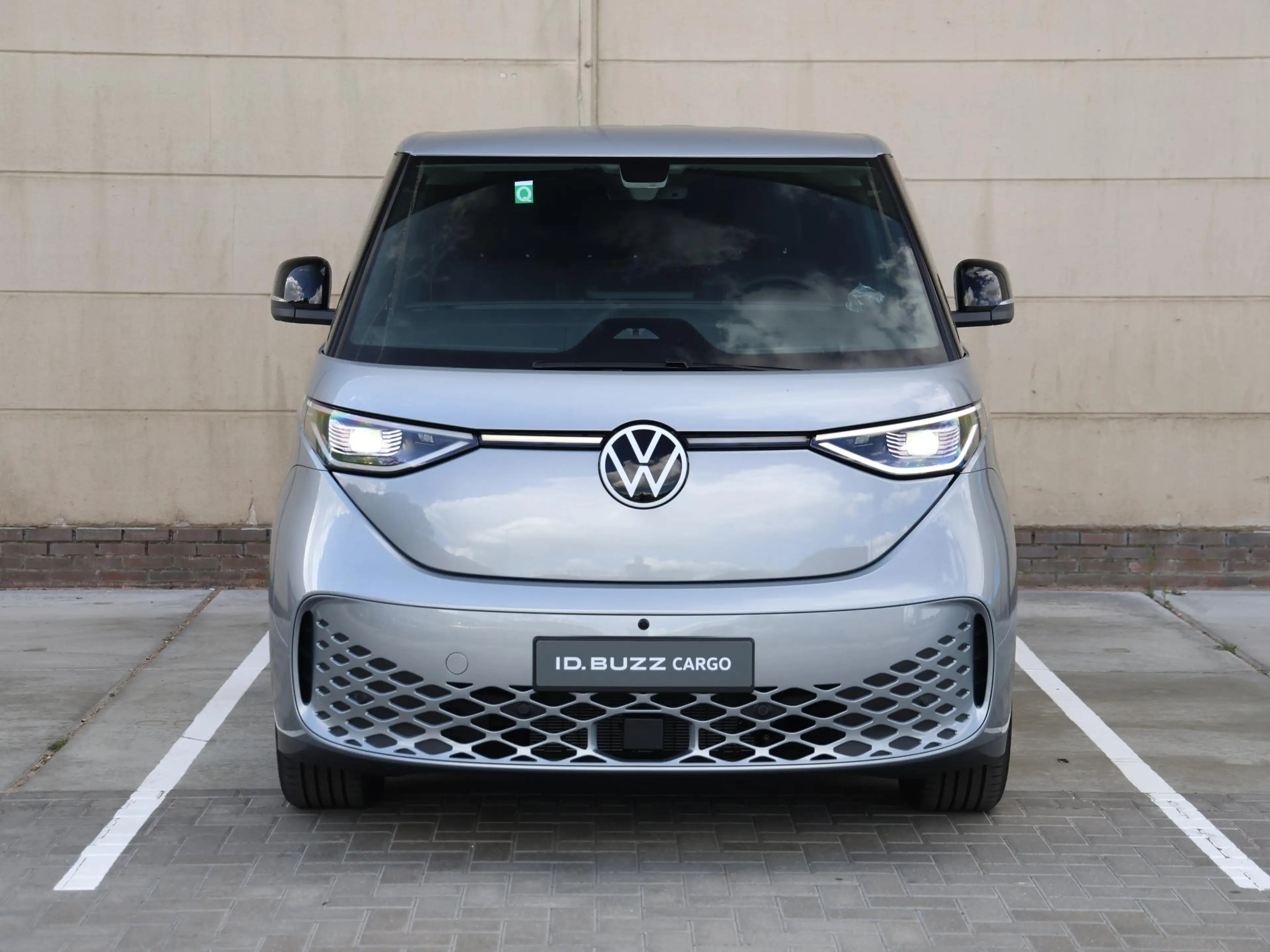 Volkswagen ID. Buzz Cargo Bulli Limited Edition Elektromotor 210 kW (286 pk) — photo 4