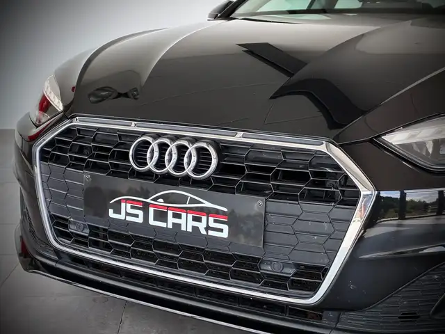 Audi A5 view 5