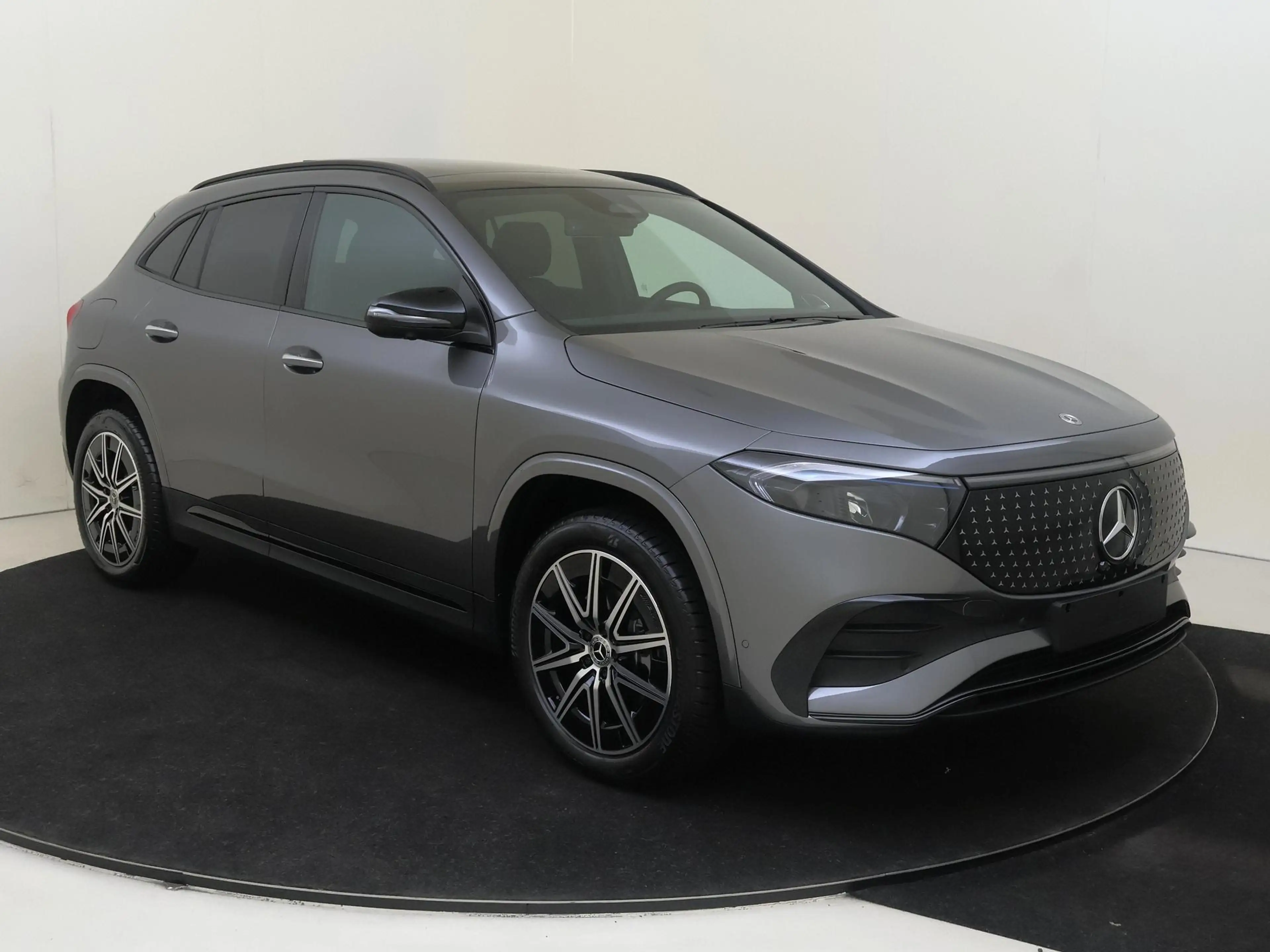 Mercedes-Benz EQA 250 250+ Business Solution AMG Limited 71 kWh Nightpak — photo 2