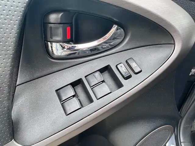 Toyota RAV4 view 21