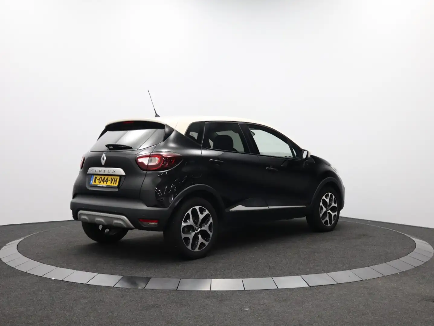 Renault Captur 0.9 TCe Intens | Navigatie | Climate control | Cru Zwart - 2