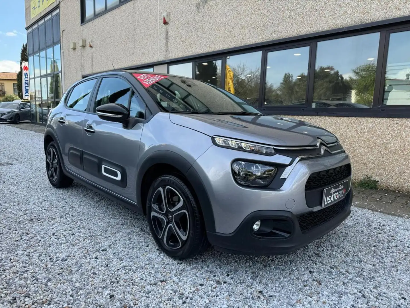 Citroen C3 1.2 PureTech Benzina 110cv EAT6 Shine *Automatico* Grey - 1