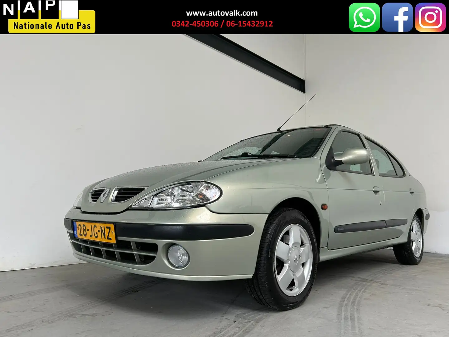 Renault Megane 1.6-16V Expression, lage km, automaat! Zielony - 1