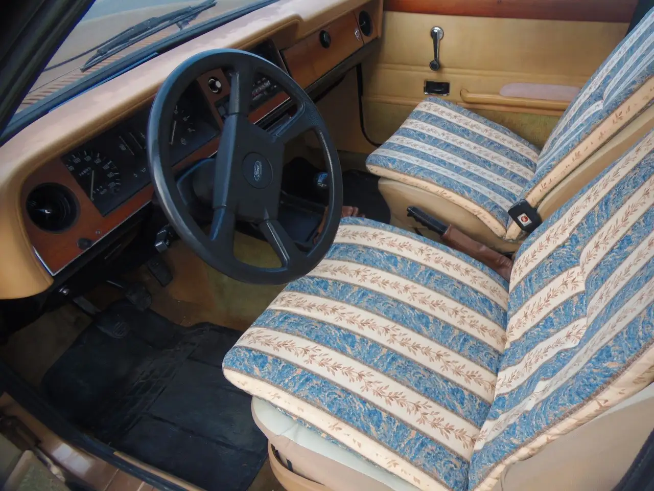 Ford Taunus 1,6l GHIA 1.Hand TÜV NEU, foto 10