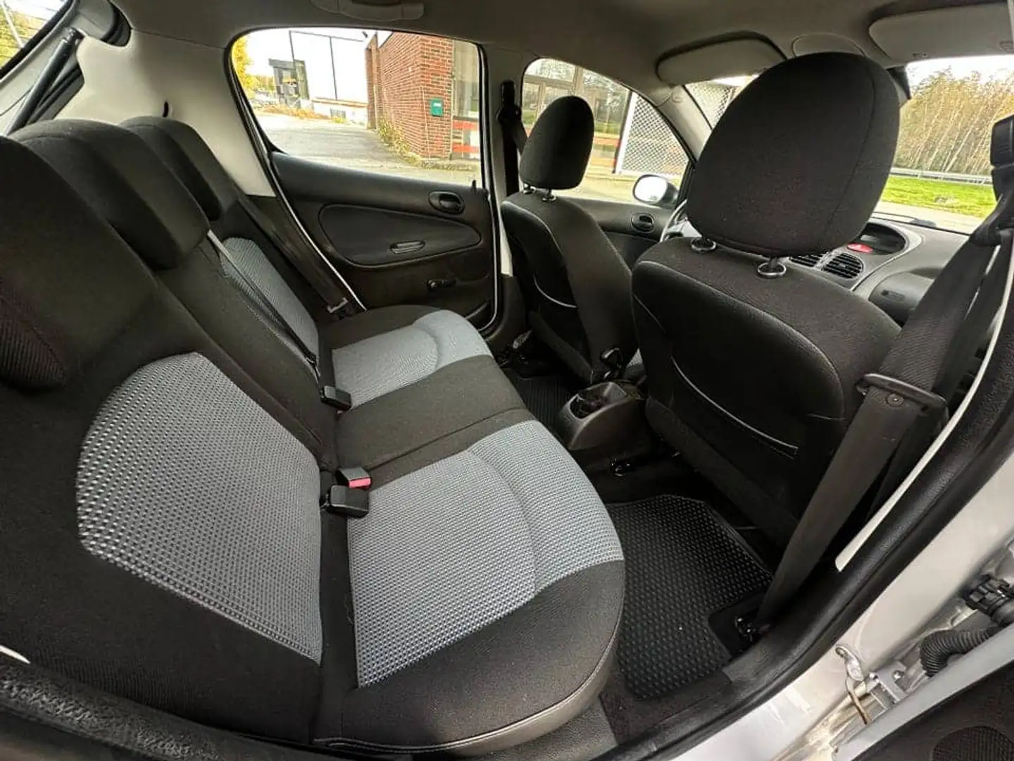 Peugeot 206 - 2