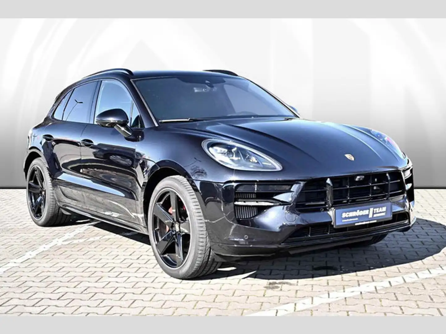 Porsche Macan GTS Pano Leder Bose Luft AHK PorscheService Negro - 2