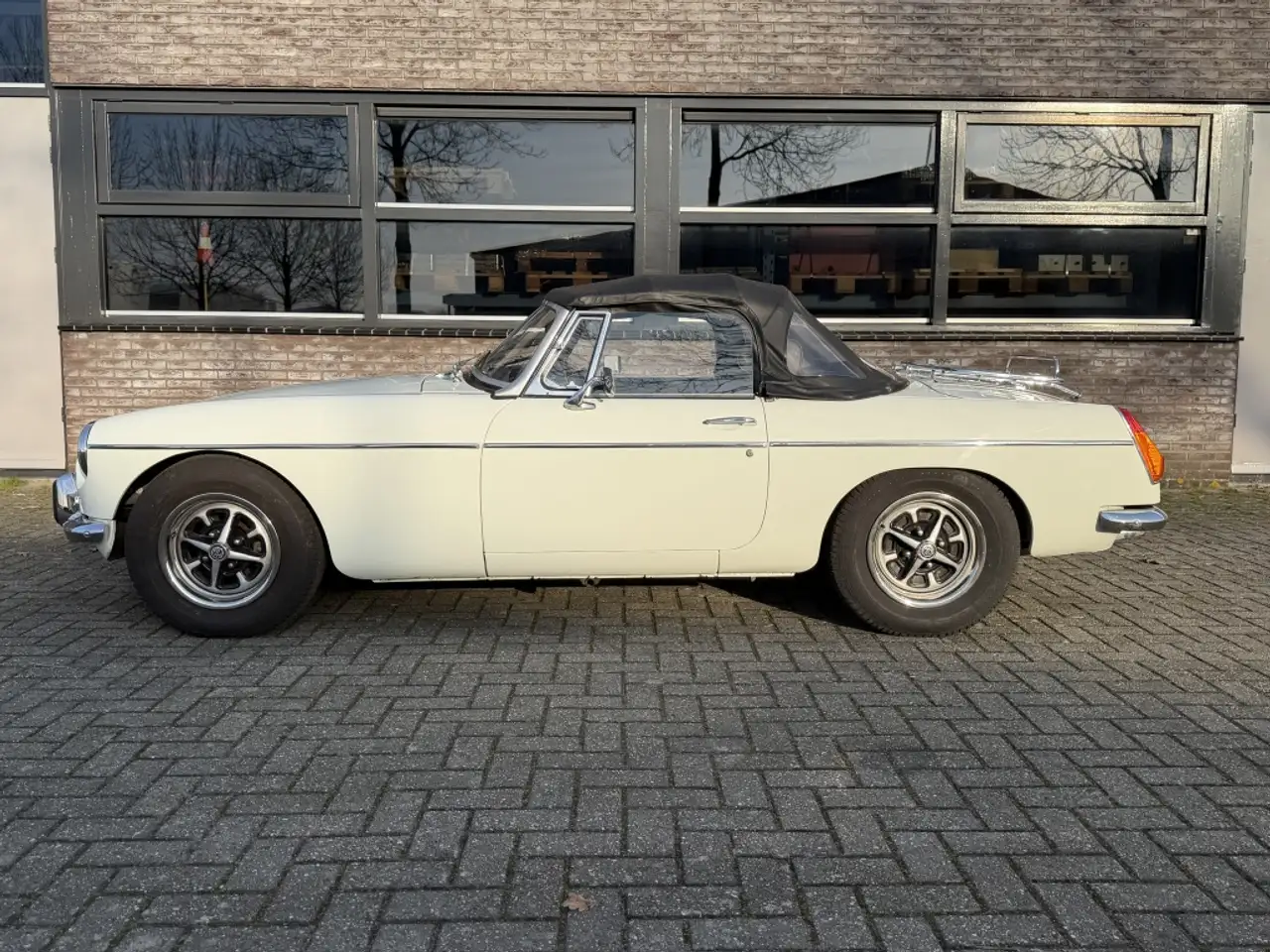 MG B 1.8 Roadster, foto 4