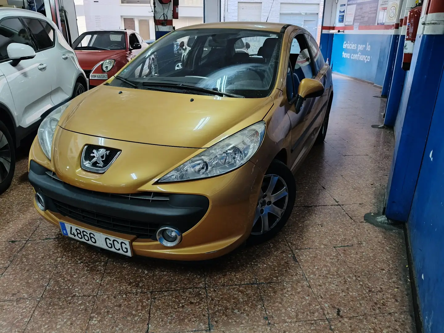 Peugeot 207 1.6i 16v XT - 1