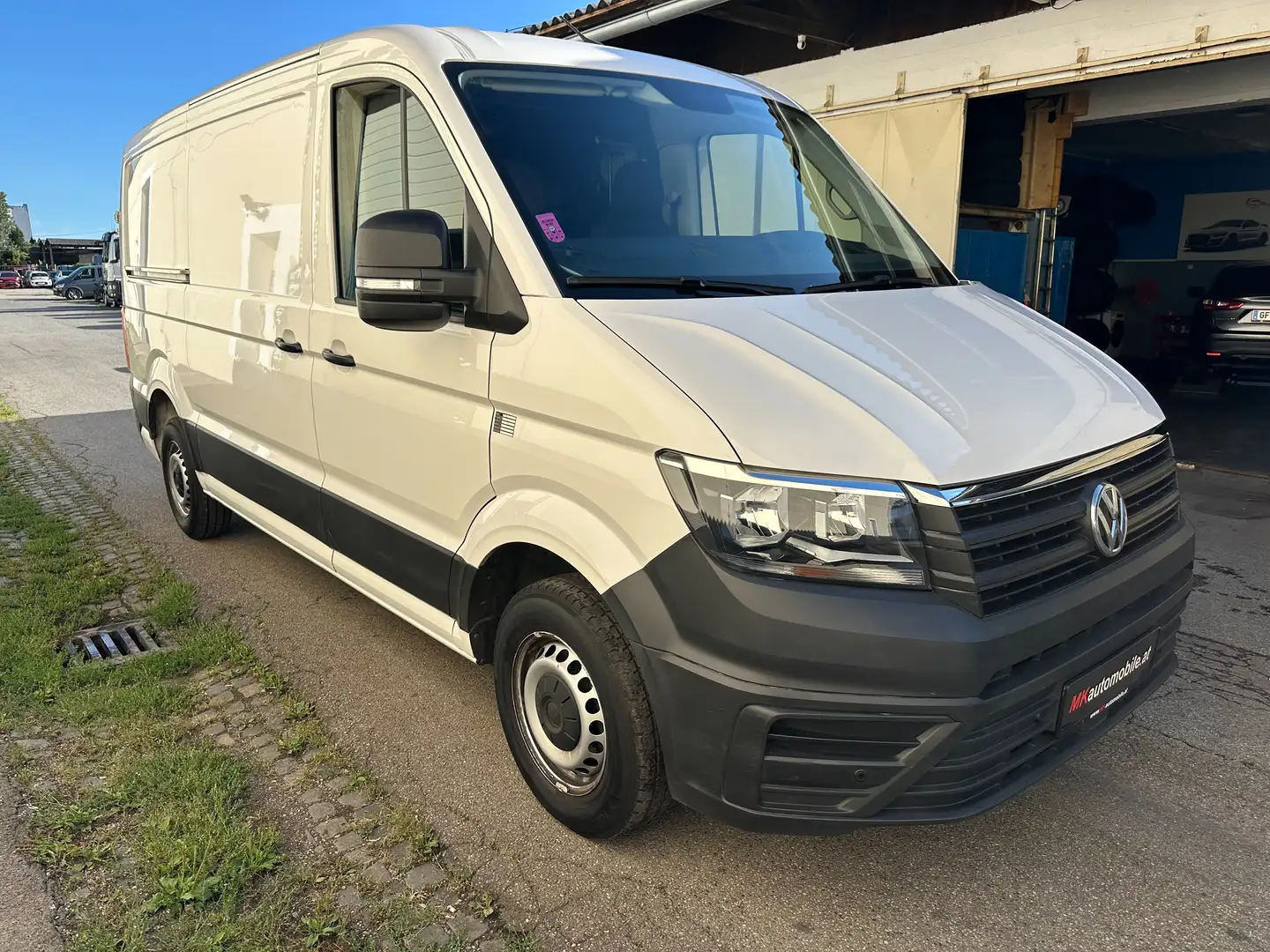 Volkswagen Crafter Crafter 30 Kasten MR L3H2 2,0-I-TDI Entry Blanc - 1