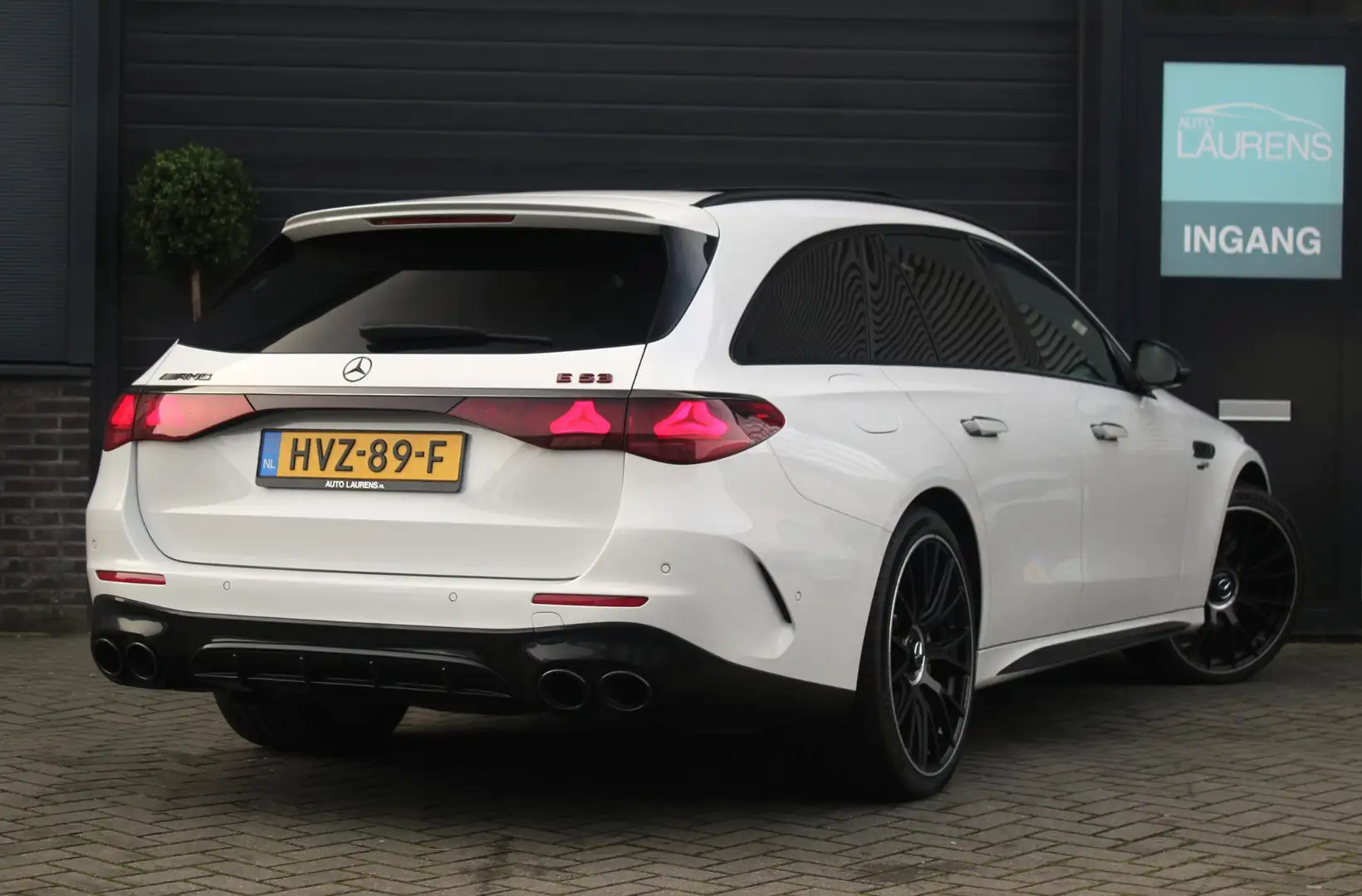 Mercedes-Benz E 53 AMG Estate 4MATIC+ Night Edition | MBUX Hyperscreen| A Blanc - 2