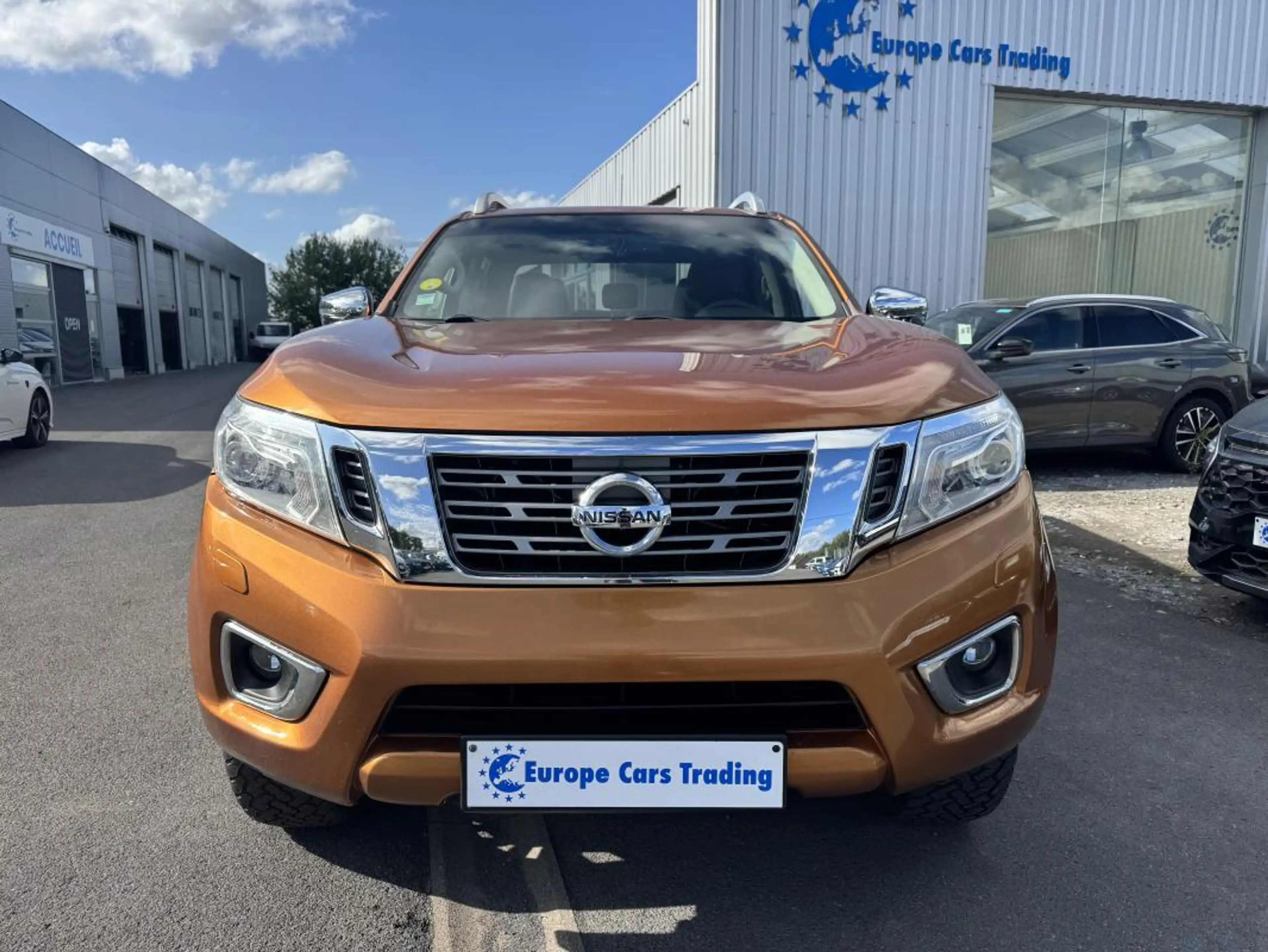 Nissan Navara NP300 2.3 DCI 190CH CUIR T.O PANO BOITE AUTO GAR 12M — photo 6