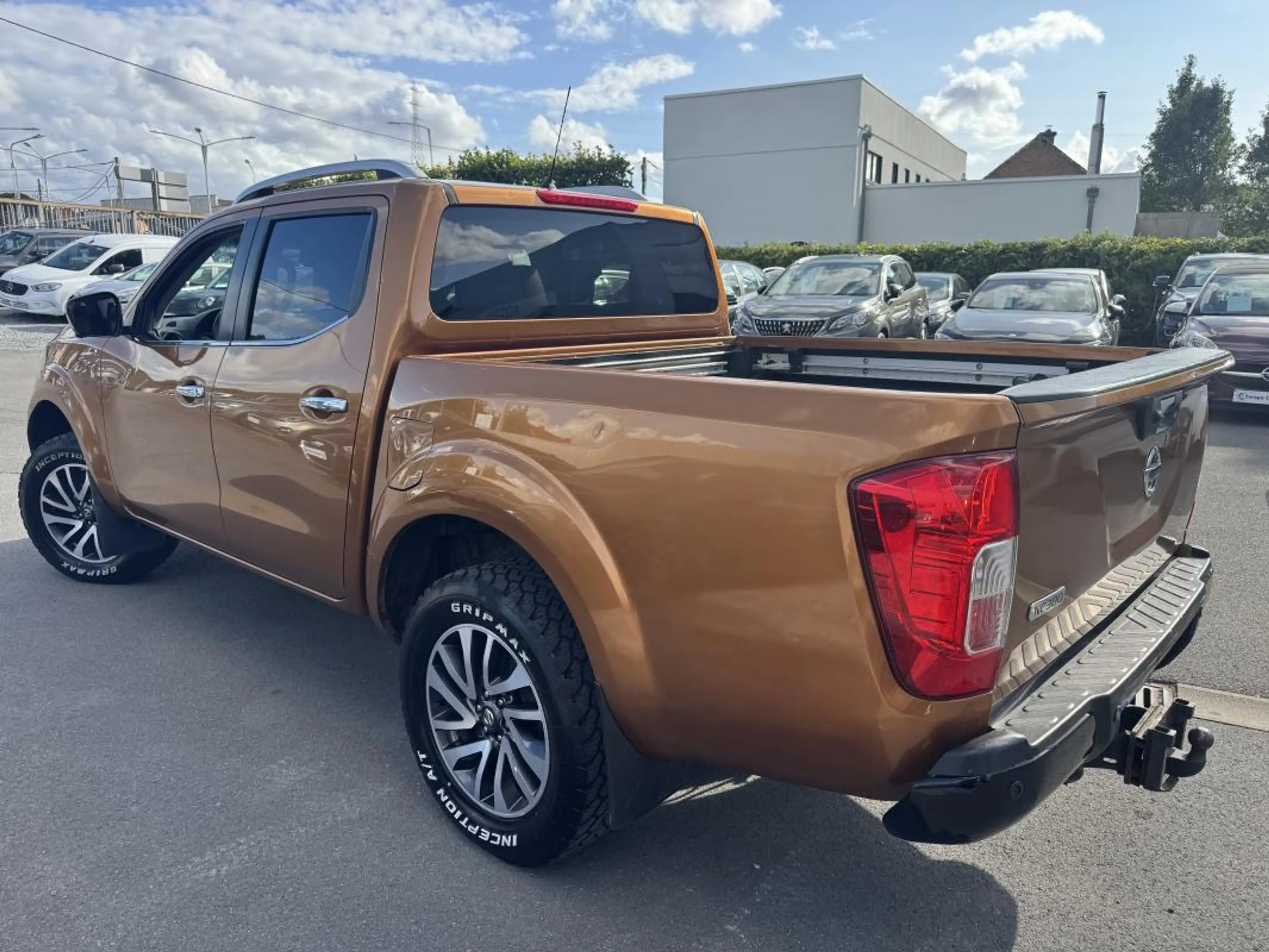 Nissan Navara NP300 2.3 DCI 190CH CUIR T.O PANO BOITE AUTO GAR 12M — photo 4