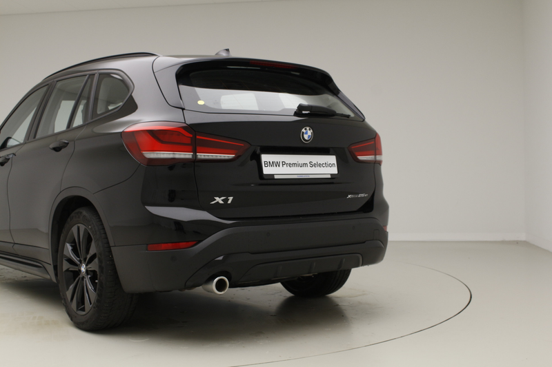 BMW X1 xDrive25e Sportline | Hifi | Head-Up | Stoelverwar — photo 13