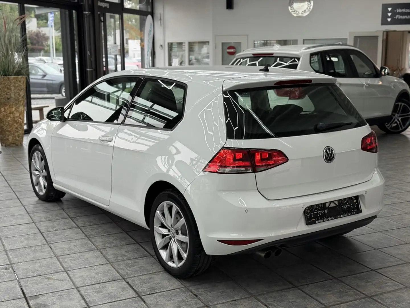 Volkswagen Golf VII 2.0 TDI Highline, Standheiz., Klima Blanco - 2