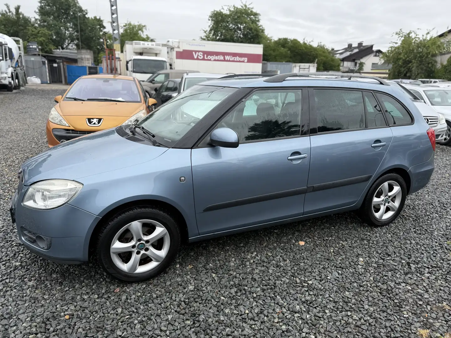 Skoda Fabia Elegance Grau - 2