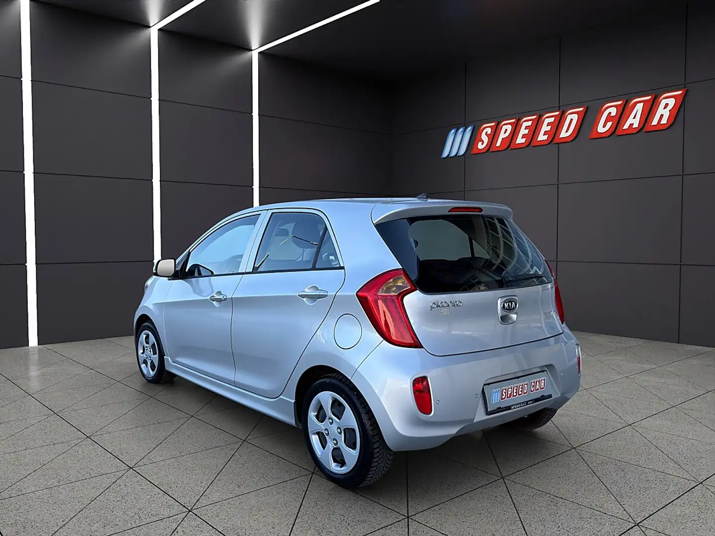 Kia Picanto 1,0 MPI Active Silber - 1