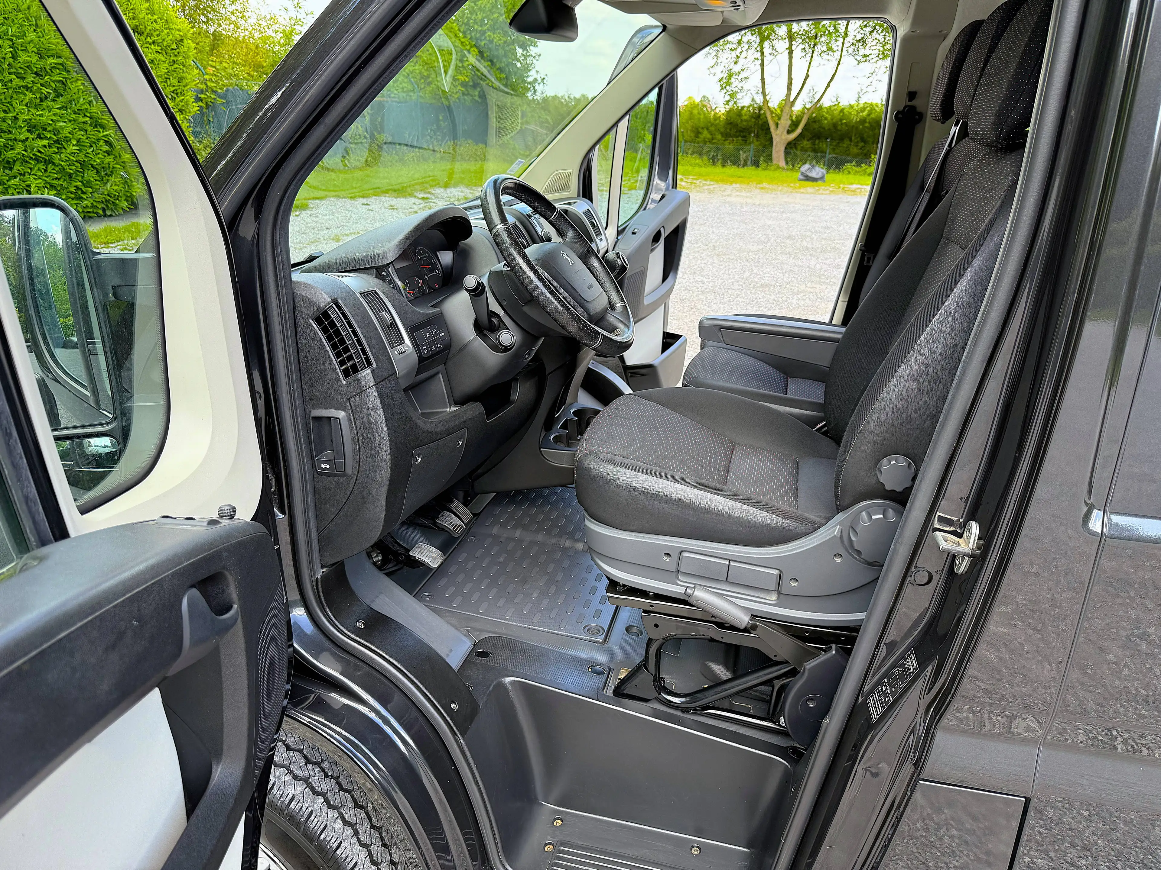 Peugeot Boxer 2.0 BlueHDi L2 H2 1ier propriétaire, Ct Ok, Très Propres ! — photo 14
