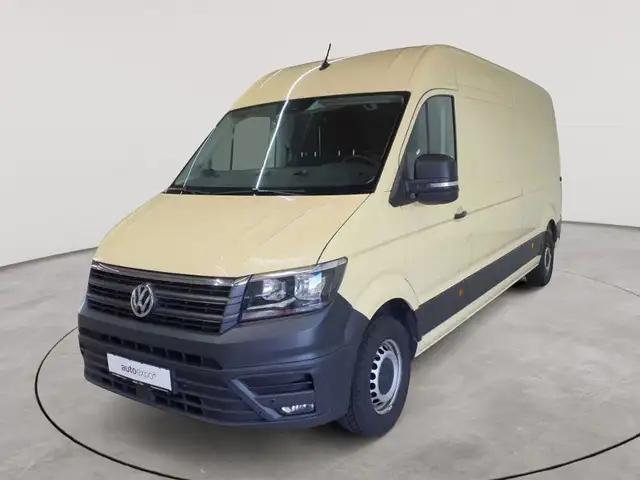 Volkswagen Crafter view 2