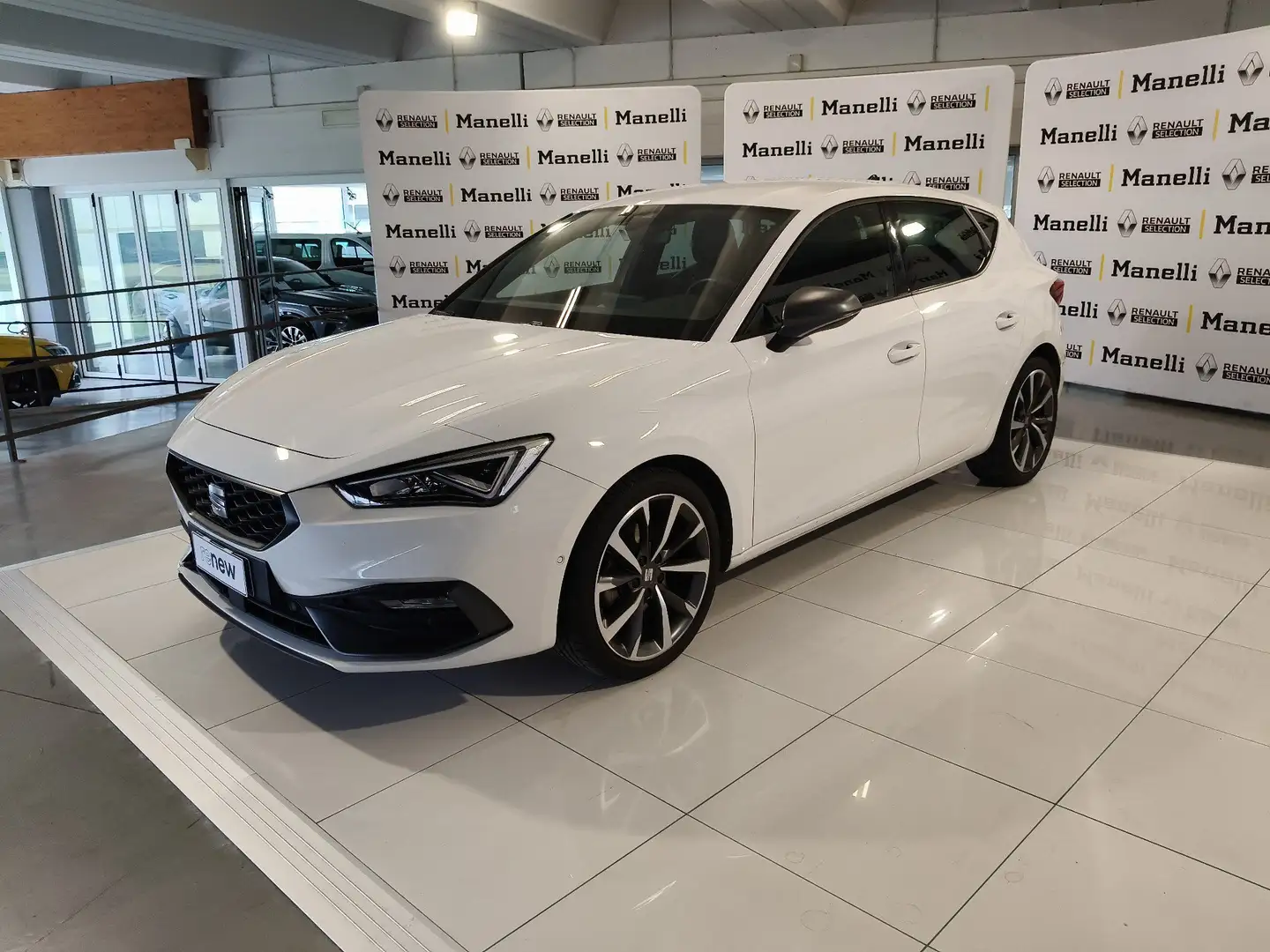 SEAT Leon FR 1.0 eTSI 110cv DSG ETSI rif.GK534 Bianco - 2