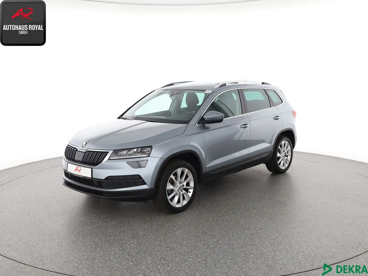 Skoda Karoq Karoq 2.0 TSI STYLE STANDHZ,KEYLESS,KAMERA,PANO Gris - 1