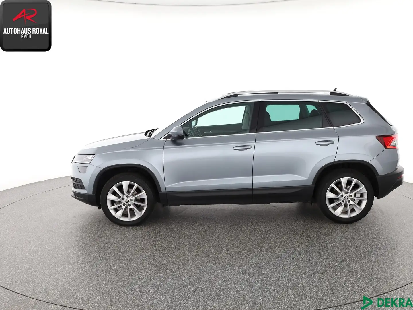Skoda Karoq Karoq 2.0 TSI STYLE STANDHZ,KEYLESS,KAMERA,PANO Gris - 2