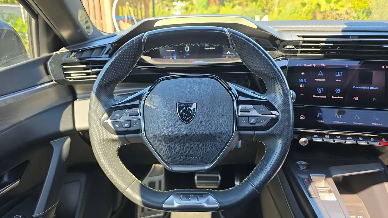 Peugeot 308 308 — photo 24