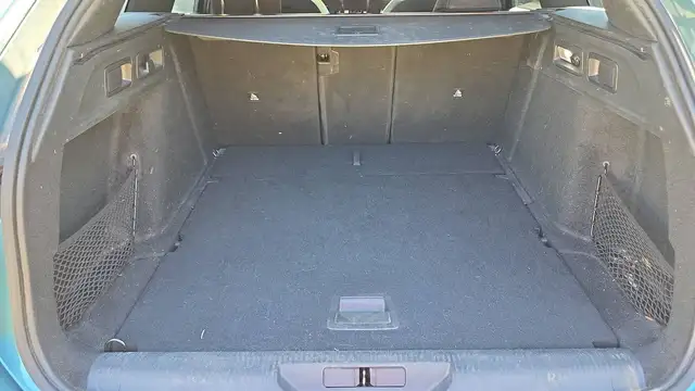 Peugeot 308 view 14