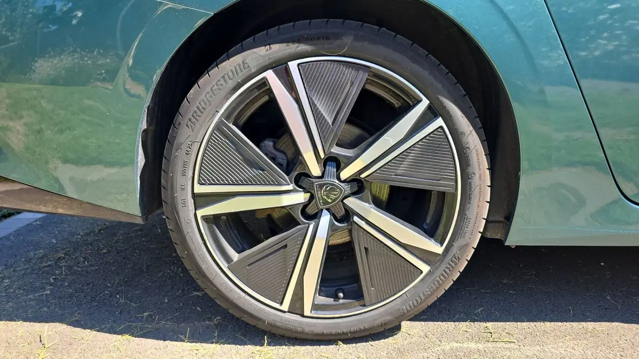 Peugeot 308 308 — photo 16