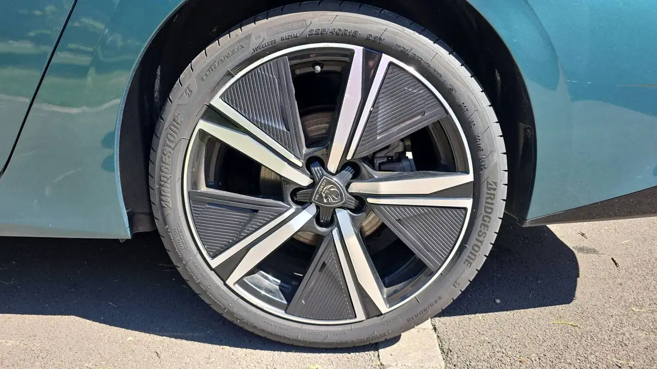 Peugeot 308 308 — photo 19