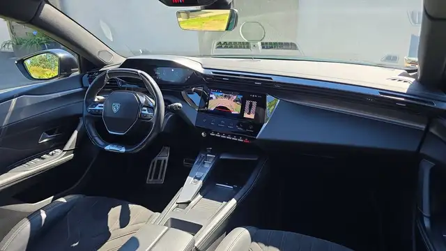 Peugeot 308 view 10